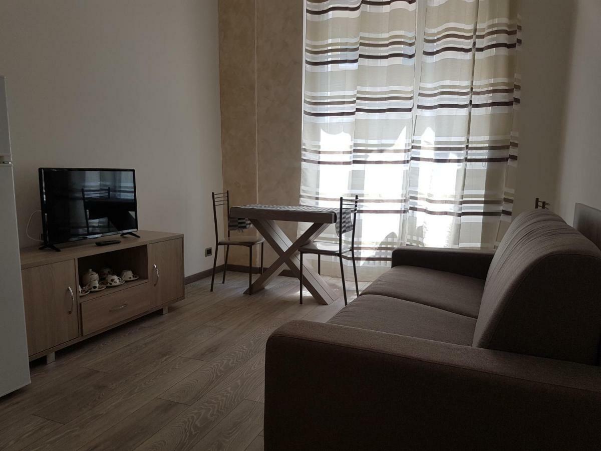 Ferienwohnung Sant Ambrogio Flat Mailand Exterior foto